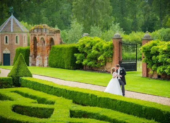 Wedding Photoshoot in Tudor Knot Gardens | Oxnead Hall